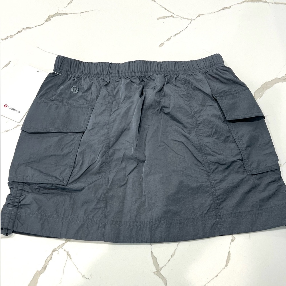 NWT LULULEMON NYLON CARGO MINI SKIRT - Picture 2 of 3